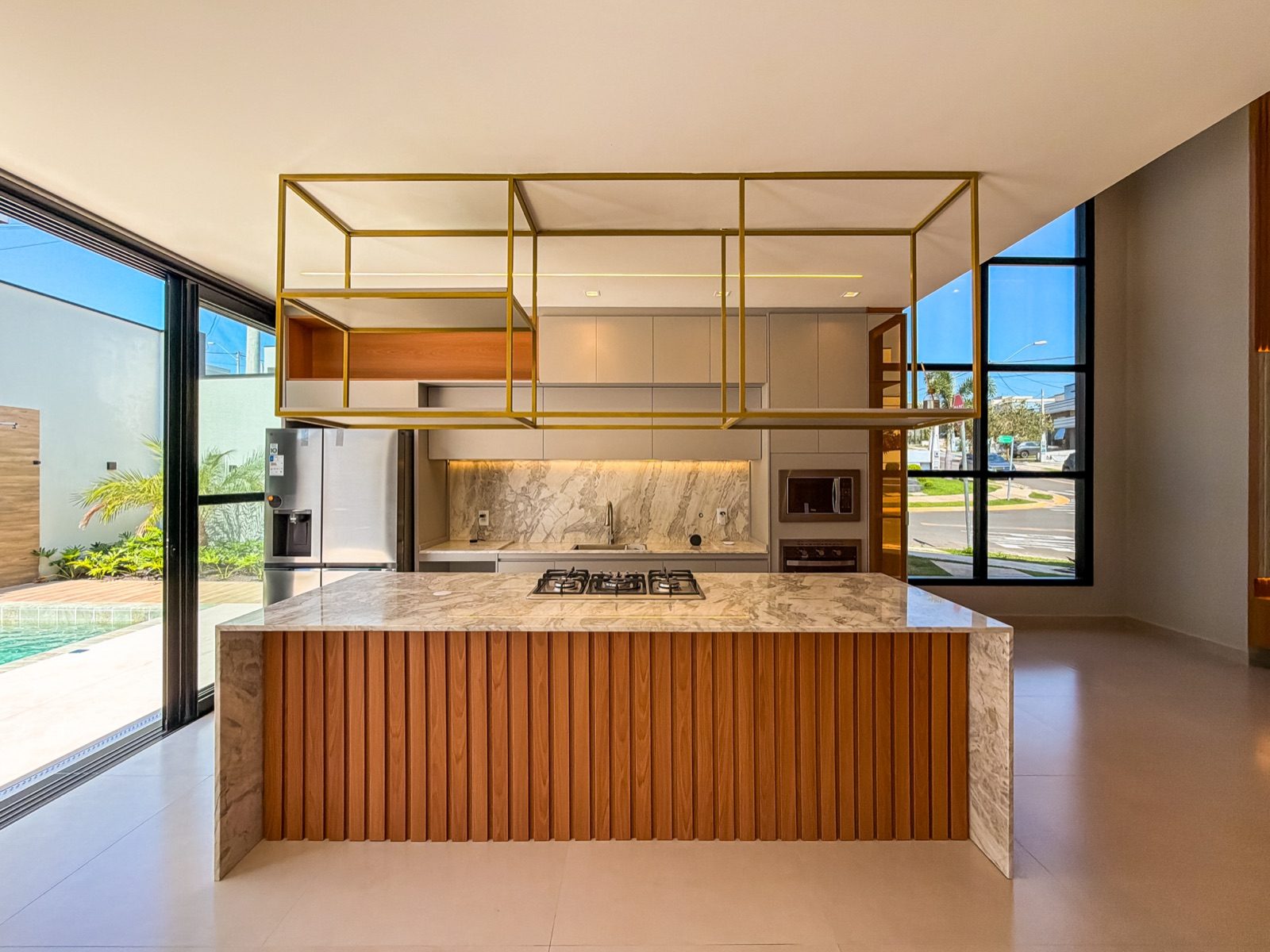 Cozinha em projeto da Vizz Arquitetura